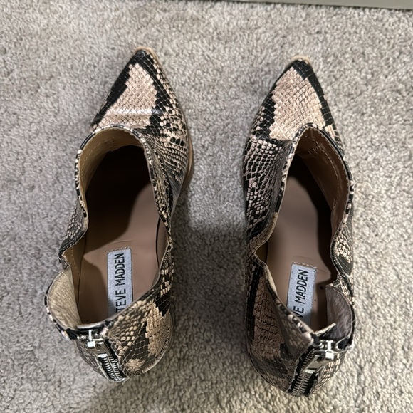 Snake skin leather booties - Picture 4 of 5